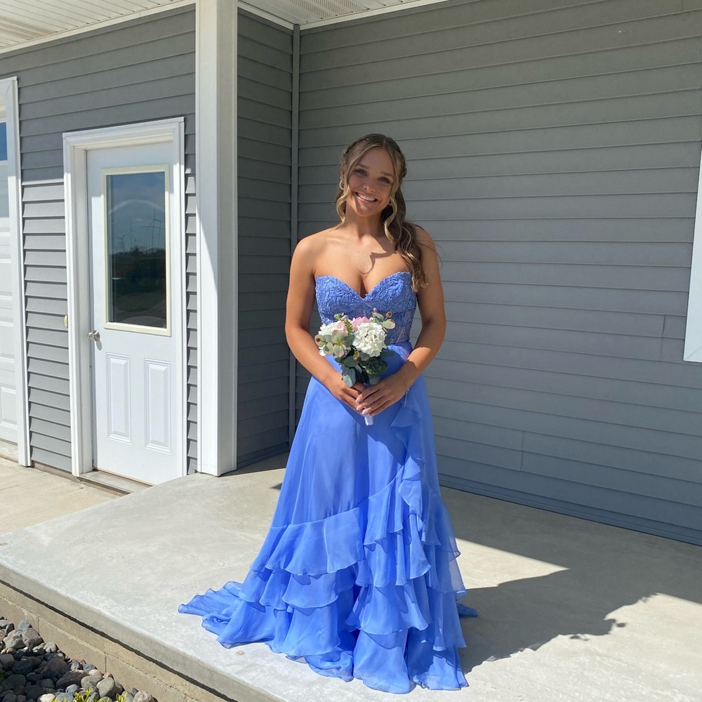 Sherri Hill Strapless Lace Sweetheart Gown in Periwinkle Blue